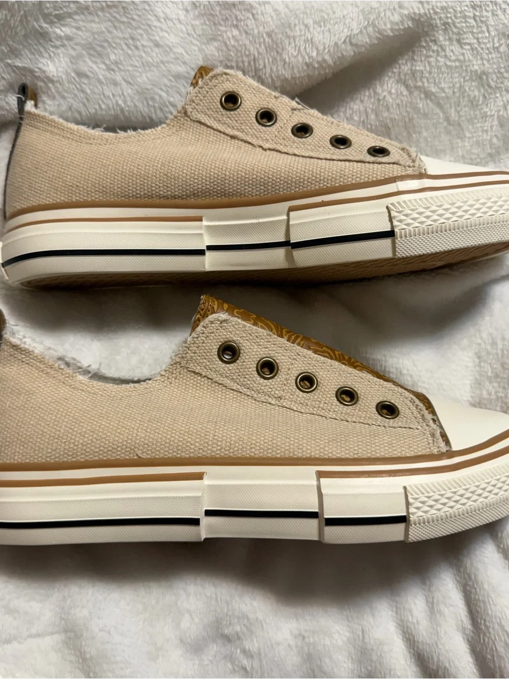 Very G Beige & Tan Slip-On Canvas Sneakers - no box , slight mark on one